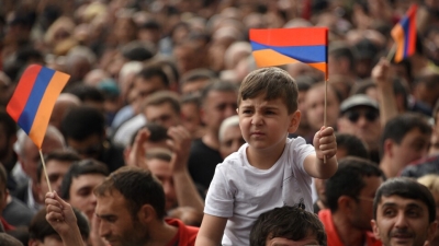 Συγκρούσεις διαδηλωτών και αστυνομικών στο Γερεβάν της Αρμενίας