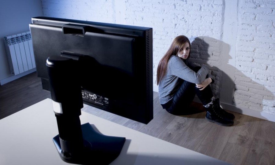 Αυξήθηκαν τα φαινόμενα σεξουαλικού εκβιασμού μέσω Διαδικτύου στην Ελλάδα