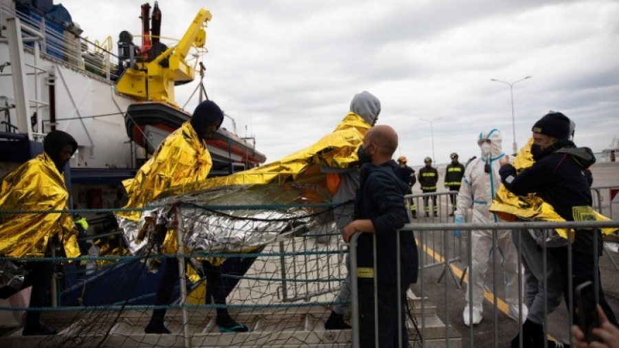 Περίπου 1.600 μετανάστες διέσωσε η Ιταλία στη Μεσόγειο τις τελευταίες δύο ημέρες