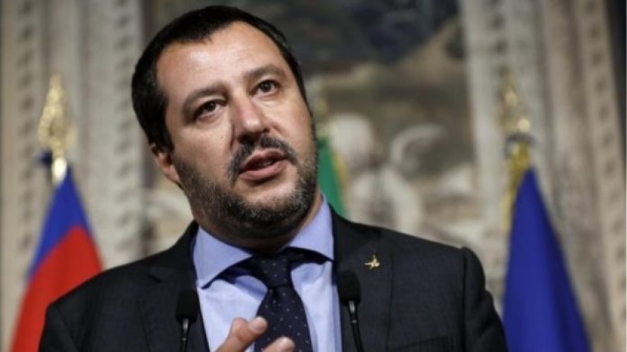 Ο Salvini ζητά από τον Macron την έκδοση  Ιταλών καταζητούμενων για τρομοκρατία