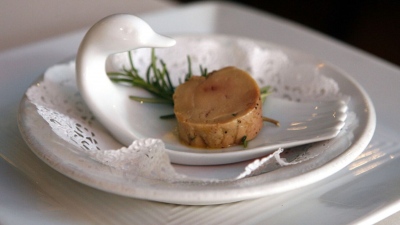 Ελβετία: Δημοψήφισμα για την απαγόρευση φουά γκρα και γούνες ζώων - Μαζεύτηκαν πάνω από 200.000 υπογραφές