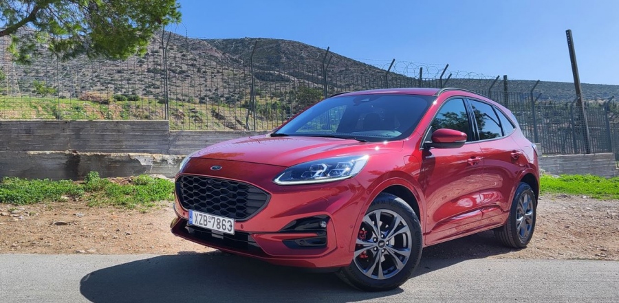 Στα γρήγορα με το Ford Kuga PHEV ST Line