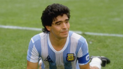 Έφυγε από τη ζωή, σε ηλικία 60 ετών, ο Diego Maradona - Τον πρόδωσε η καρδιά του