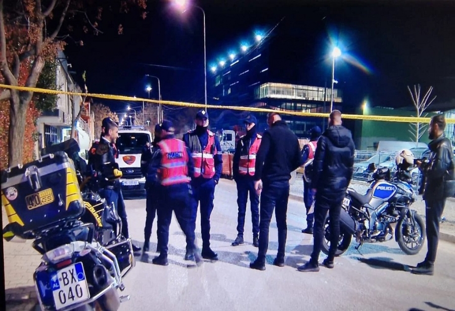 Αλβανία: Ένας νεκρός από επίθεση με καλάσνικοφ στον μεγαλύτερο τηλεοπτικό σταθμό