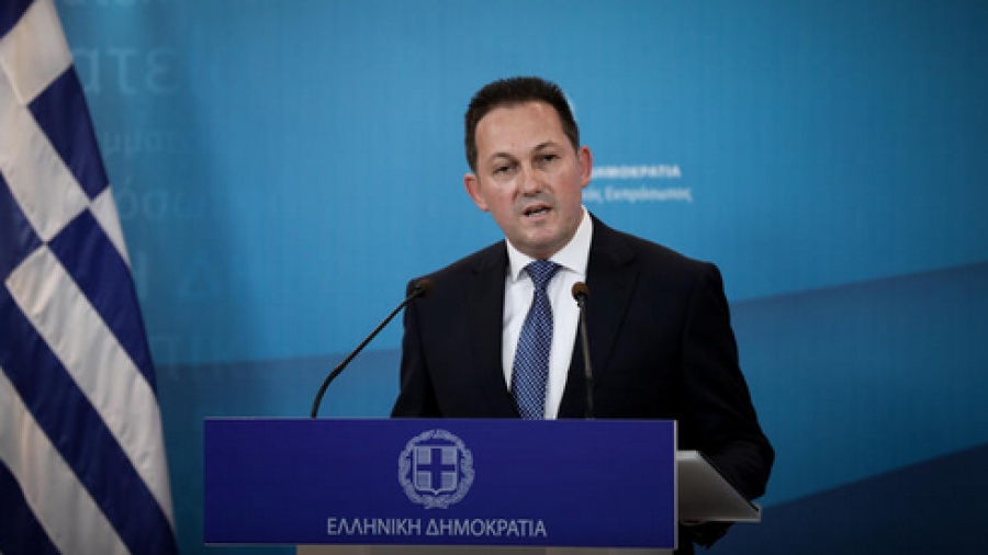 Πέτσας για Σαμοθράκη: Για το πρόβλημα ευθύνονται κυρίως οι υποδομές – Τη  Δευτέρα 19/8 σύσκεψη στο Μαξίμου