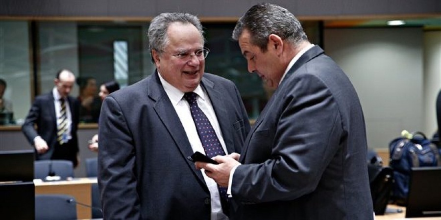 Ο Τσίπρας δίνει πολιτικά εφόδια στον Καμμένο για τη μάχη στις εκλογές, μετράει νίκες ο αρχηγός των ΑΝΕΛ - Γιατί καρατόμησε τον Κοτζιά;