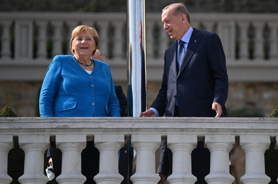 Το εγκώμιο της Merkel από τον Erdogan:  Καθοριστικός ο ρόλος της σε όλες τις περιφερειακές κρίσεις, έβρισκε πάντα λύσεις