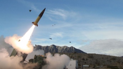 Responsible Statecraft: Ανεύθυνο βήμα των ΗΠΑ να στείλουν πυραύλους ATACMS στην Ουκρανία