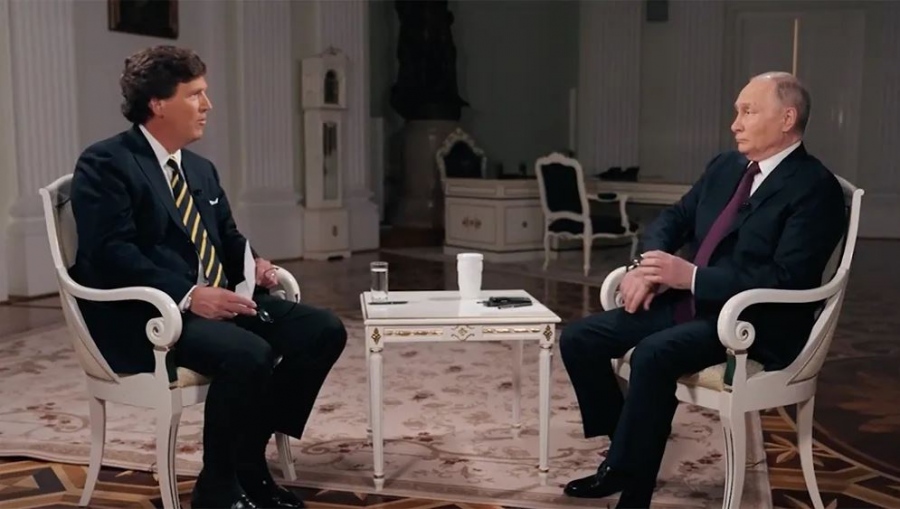 CNN: Τεράστια νίκη προπαγάνδας του Putin η συνέντευξη στον Carlson
