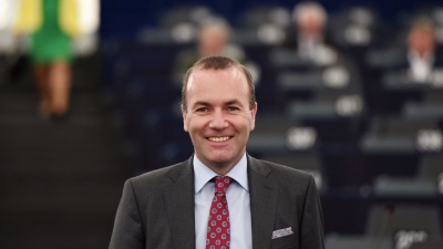 Weber: Το ΕΛΚ είναι έτοιμο να κάνει συμβιβασμούς σχετικά με την προεδρία της Κομισιόν