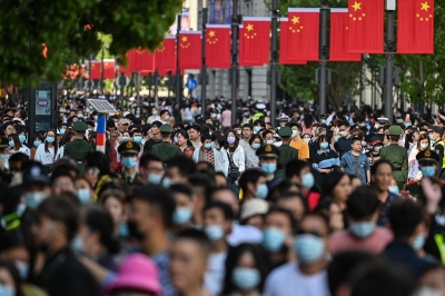 Ιστορική αλλαγή – Για πρώτη φορά από το 1960 οι Κινέζοι μειώνονται πληθυσμιακά