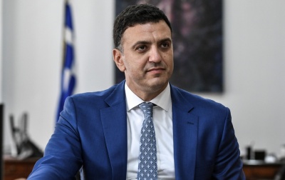 Διάψευση Κικίλια: Δεν κλείνουν τμήματα σε νοσοκομεία της Αττικής