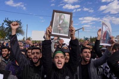 Τρεις νεκροί και πάνω από 40 τραυματίες σε αιματηρές ταραχές στη Λατάκεια της Συρίας – Διαδηλώσεις Αλαουιτών κατά al-Sharaa