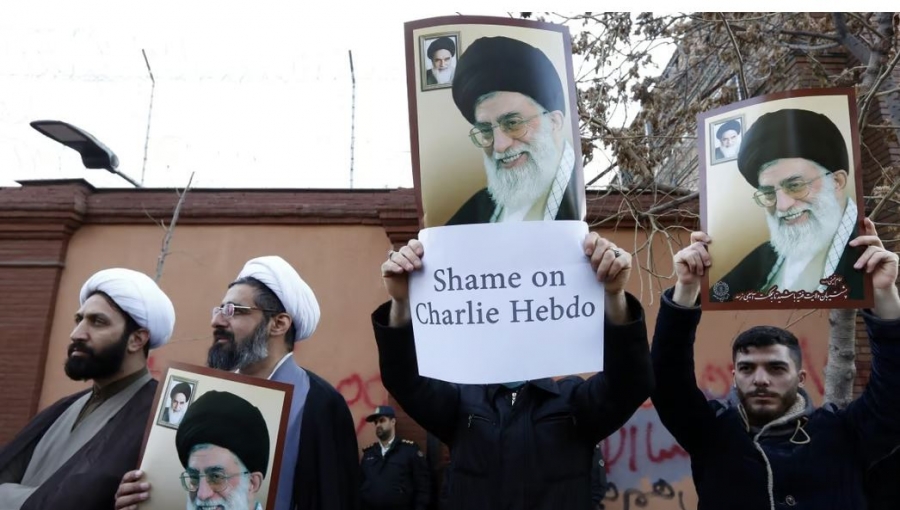 Ιράν: Μεγάλη διαδήλωση κατά του Macron και του Charlie Hebdo για προσβλητικά σχόλια κατά του Khamenei