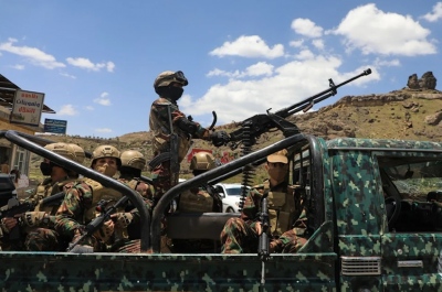 Στο κλοιό των Houthis - Σε ισχύ η απαγόρευση για τη σαουδαραβική ναυσιπλοΐα  - Μόλις 73 πλοία διέσχισαν το Bab al-Mandab σε δύο ημέρες