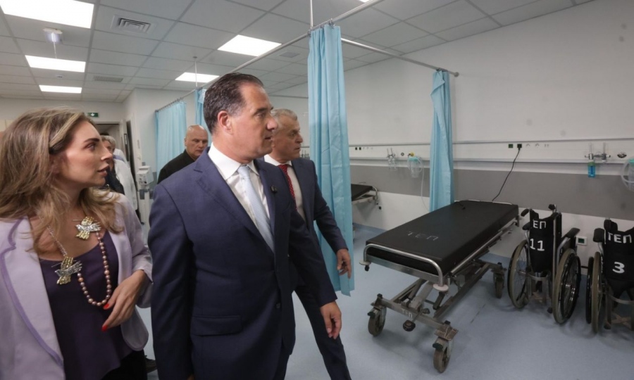 Γεωργιάδης: Μειώθηκε η αναμονή κατά 40% στα επείγοντα - 6.500 συνταγές για παράδοση κατ' οίκον άμεσα