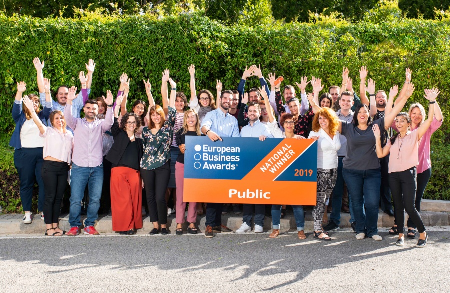 Διακρίθηκαν τα Public στα European Business Awards 2019
