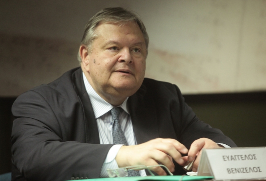 Νέα παρέμβαση Βενιζέλου, διαψεύδει Μητσοτάκη - Τί προβλέπει ο νόμος για παρακολουθήσεις πολιτικών