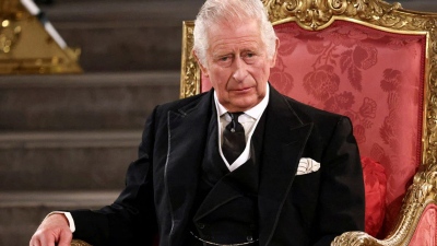 Telegraph: Ο βασιλιάς Κάρολος στρέφεται σε Ελληνορθόδοξο μοναχό μετά τη διάγνωση του καρκίνου - Οι 8 επισκέψεις στο Βατοπαίδι