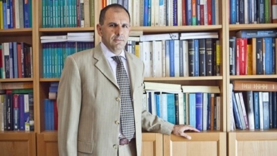 Γεραπετρίτης (υπ. Επικρατείας): Η Ελλάδα θα υπερασπιστεί την πολιτικής της σε Κύπρο και Αιγαίο