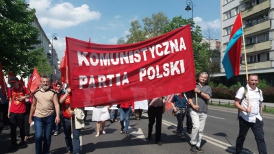 Βόμβα στην Πολωνία - Η κυβέρνηση θέλει να θέσει εκτός νόμου το κομμουνιστικό κόμμα