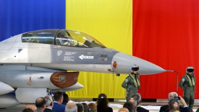 Oι Ουκρανοί πιλότοι που εκπαιδεύονται στη Ρουμανία, δεν θα πετάξουν πριν το καλοκαίρι 2024