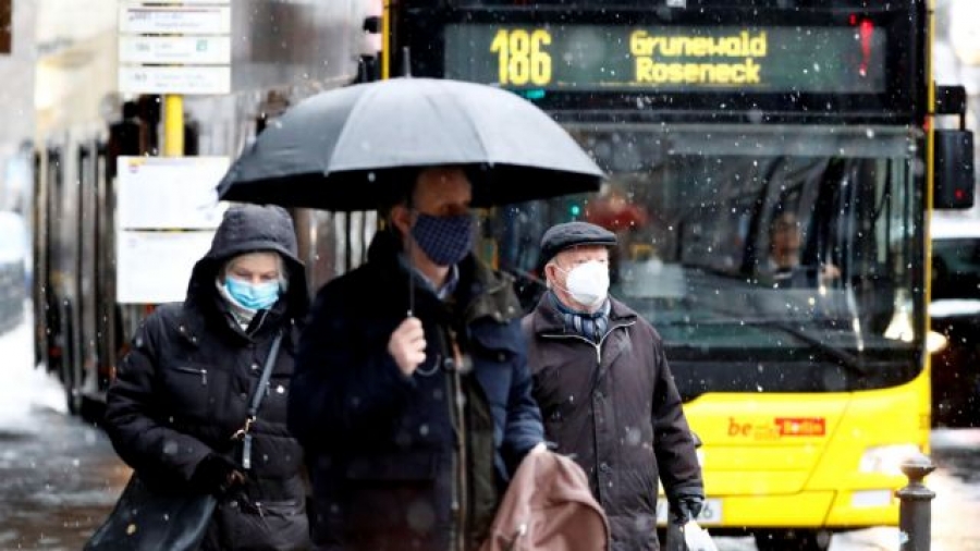 Κορωνοϊός: Κατά της υφασμάτινής μάσκας και η Γερμανία