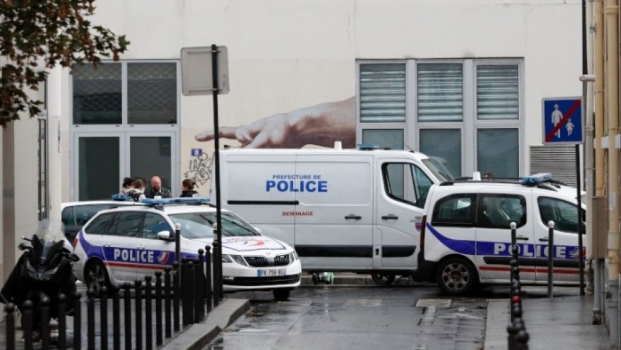 Γαλλία: Επίθεση 40 οπλισμένων αγνώστων σε αστυνομικό τμήμα στο Παρίσι