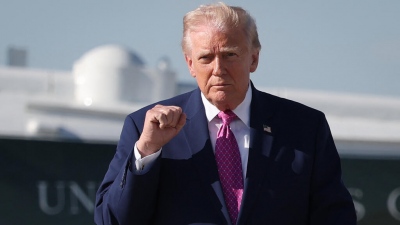 Trump: Δεν βιάζομαι να διαπραγματευτώ με το Ιράν, καταστρέψαμε 20 ιρανικά σκάφη – Ιράν: Είσαι τρελός και ψεύτης
