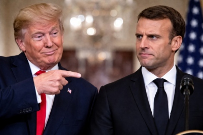 Μια γροθιά στο σαγόνι: Ο Trump ταπεινώνει δημόσια τον Macron για το Ιράν... με υπονοούμενα για Brigitte