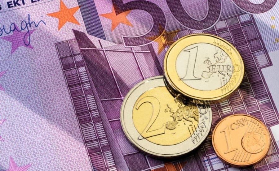 Μόλις 0,35 λεπτά την ημέρα: Τα πραγματικά οφέλη της φορολογικής μεταρρύθμισης για τα μικρά εισοδήματα