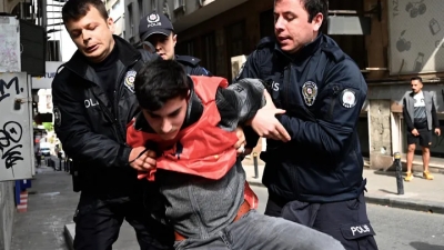 Τουρκία: Με βία και συλλήψεις συνοδεύτηκαν οι διαδηλώσεις της Πρωτομαγιάς