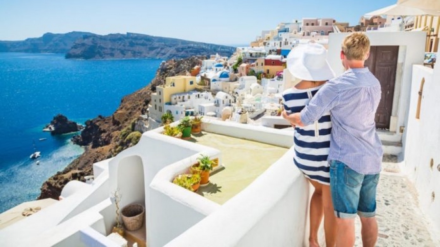 Διακοπές σε Ελλάδα Σεπτέμβριο και Οκτώβριο, αναζητούν οι Γάλλοι