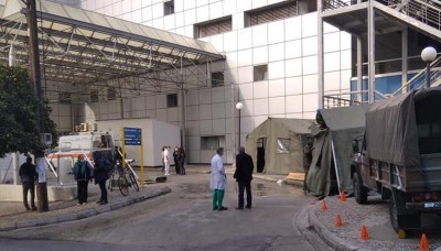 Βόλος: Έστησαν στρατιωτικές σκηνές έξω από νοσοκομείο για τον κορωνοϊό