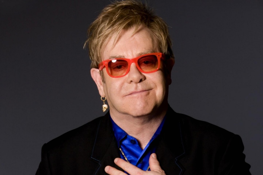 O Elton John παίρνει θέση για το Brexit: Είμαι Ευρωπαίος, όχι αποικιοκράτης, ιμπεριαλιστής, Άγγλος ανόητος