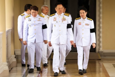 Η Ταϊλάνδη στο χείλος του γκρεμού - Πρόωρες εκλογές εν μέσω πολέμου με την Καμπότζη