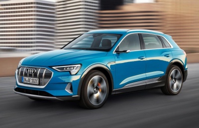 To Audi E-Tron έχει αυτονομία 400 χιλιόμετρα και μπαταρίες 700 κιλών