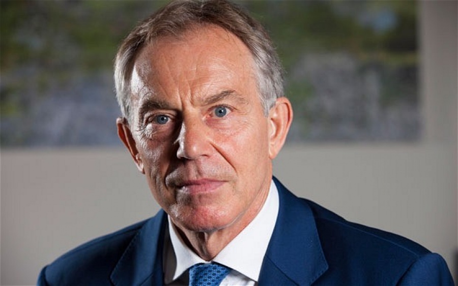 Ο πρώην Βρετανός πρωθυπουργός Tony Blair, σύμβουλος κατασκευής της νέας πρωτεύουσας της Ινδονησίας