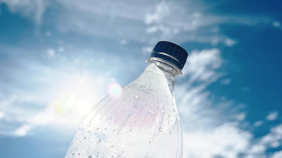 Επαναστατική ανακάλυψη - Τα πλαστικά σκουπίδια μπορούν να μετατραπούν σε καύσιμα με ηλιακή ενέργεια