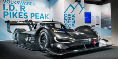 Θα σπάσει το ρεκόρ του Pikes Peak η Volkswagen;