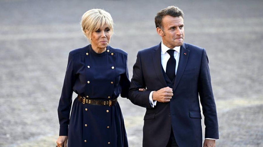 Ο ταπεινωμένος «άστεγος» του... Erdogan: Πώς ο Macron έγινε το σύμβολο παρακμής της Δύσης με διπλή ταπείνωση