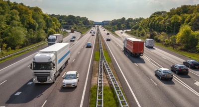 Άποψη: Νέα όρια ταχύτητας στους ελληνικούς δρόμους; Μπλέξαμε, το ξέρω…