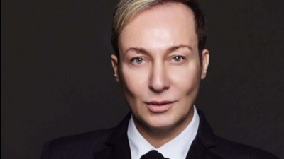 Ο σχεδιαστής μόδας Βασίλειος Κωστέτσος θα είναι υποψήφιος βουλευτής στις εκλογές