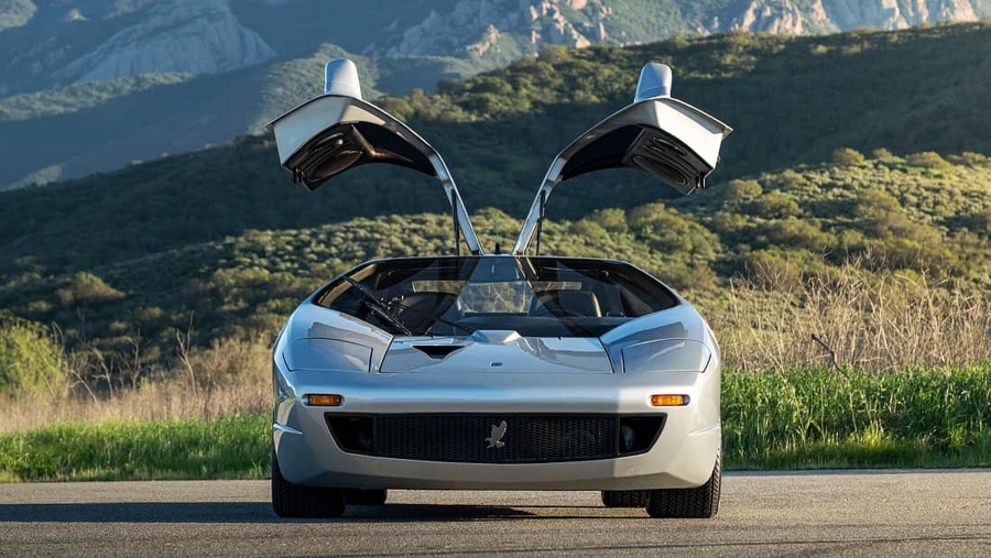 Isdera Imperator 108i: το σπάνιο γερμανικό supercar με Mercedes V8