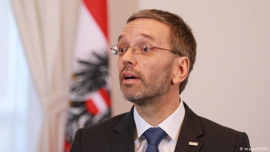 Αυστρία: Πρόταση μομφής από την αντιπολίτευση κατά του ακροδεξιού υπουργού Εσωτερικών