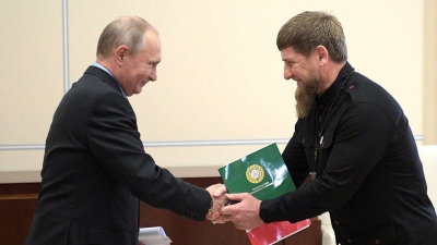 Ο Kadyrov έδωσε μία ανεπανάληπτη υπόσχεση στον Putin για τις μάχες στην Ουκρανία