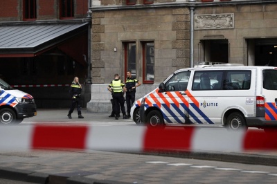 Ολλανδία: «Τρομοκρατική» η επίθεση στον σιδηροδρομικό σταθμό του Άμστερνταμ