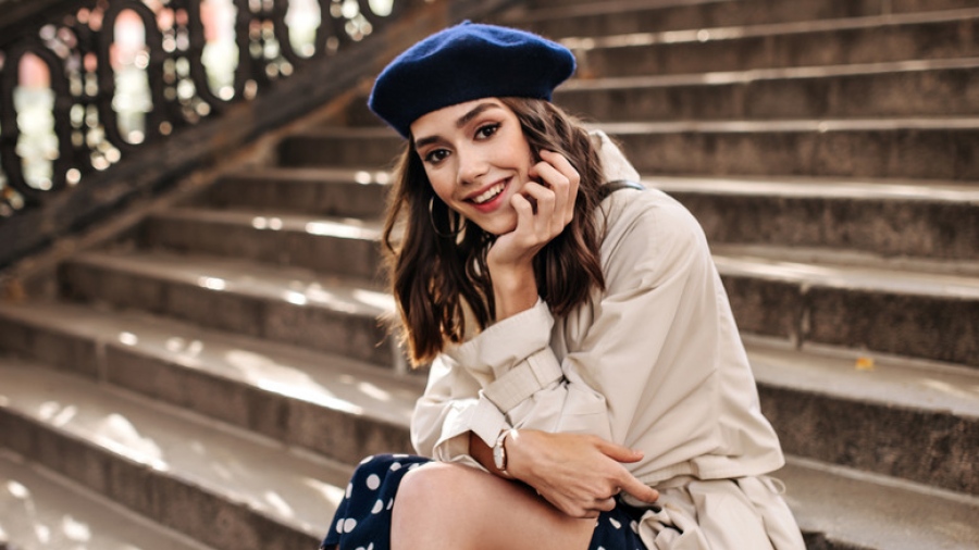 «Οι Γαλλίδες καπνίζουν σαν ατμομηχανές» - Ρώσος ταξιδεύει στη Γαλλία και περιγράφει τις εντυπώσεις του για τις γυναίκες