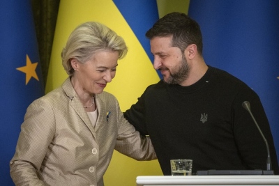 Shocking revelation: Zelensky bribing corrupt politicians in Europe – Treason if Greek soldiers go to Ukraine