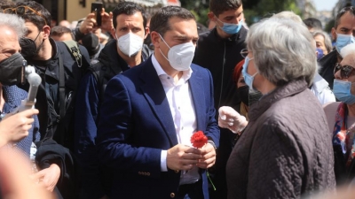 Τσίπρας: Ο μισθός δεν φθάνει ούτε για το ρεύμα και δύο σούπερ μάρκετ - Να αυξηθεί στα 800 ευρώ